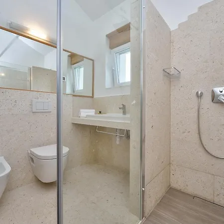 Amazing Ele זאטון