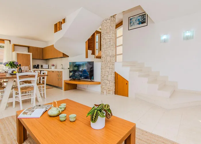 Amazing Ele