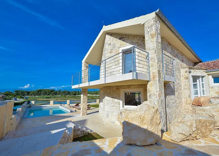 Villa Amazing Ele
