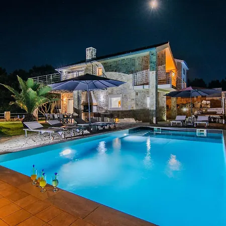 Amazing Ele Villa *