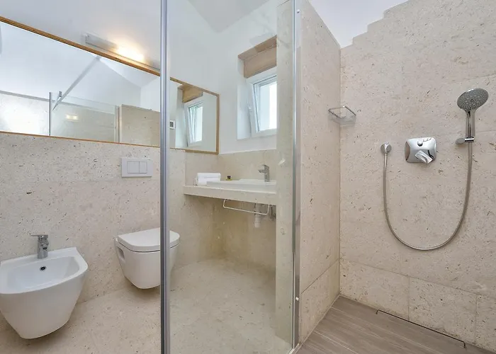 Amazing Ele Zaton (Zadar)